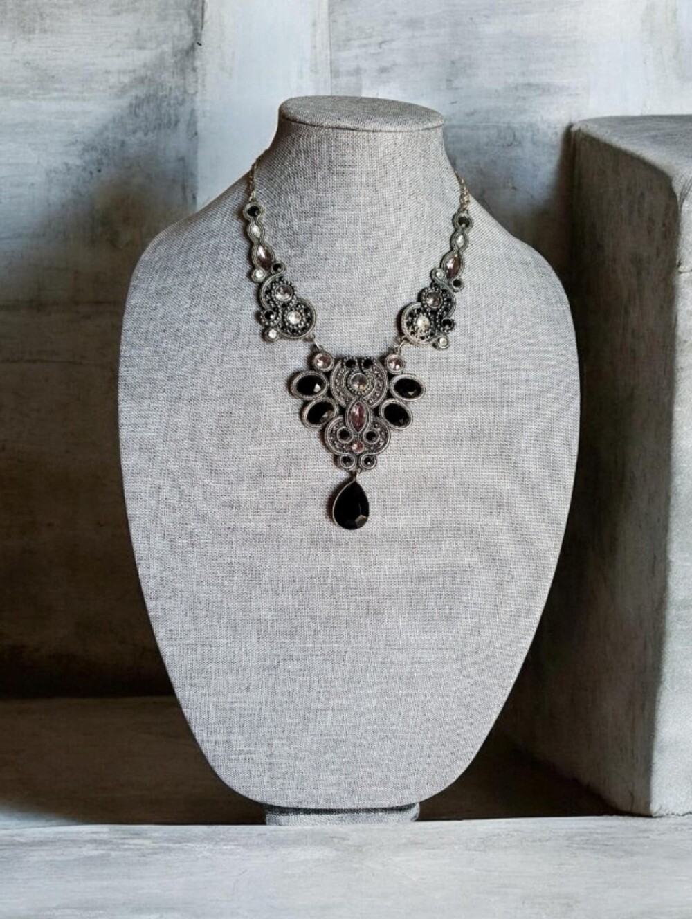 Vtg. Black Ornate Statement Necklace